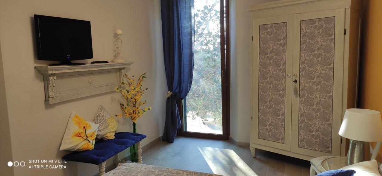 Agriturismo Poggio All'Olivo Follonica Bagian luar foto