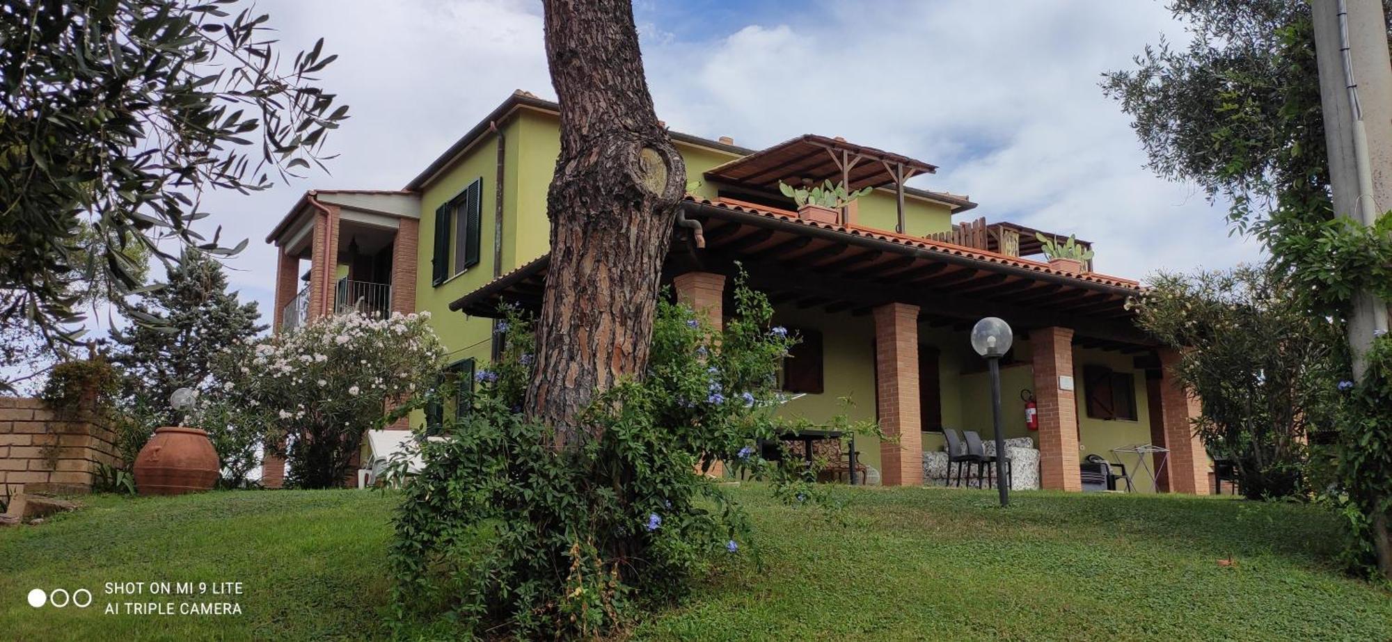 Agriturismo Poggio All'Olivo Follonica Bagian luar foto